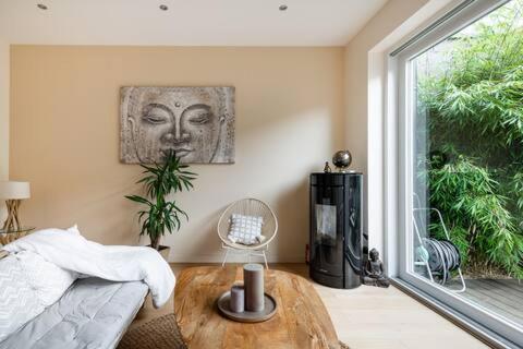 Studio Chic Avec Salon Et Terrasse Privee Apartamento Tourcoing Exterior foto