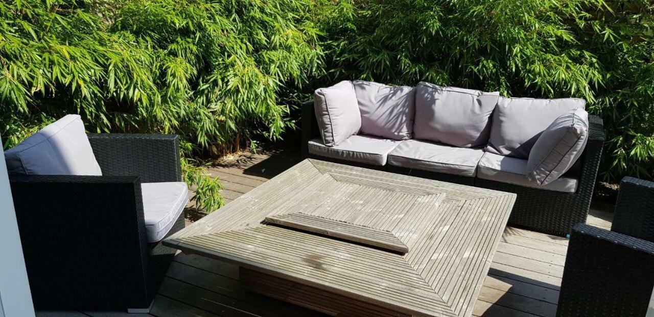 Studio Chic Avec Salon Et Terrasse Privee Apartamento Tourcoing Exterior foto