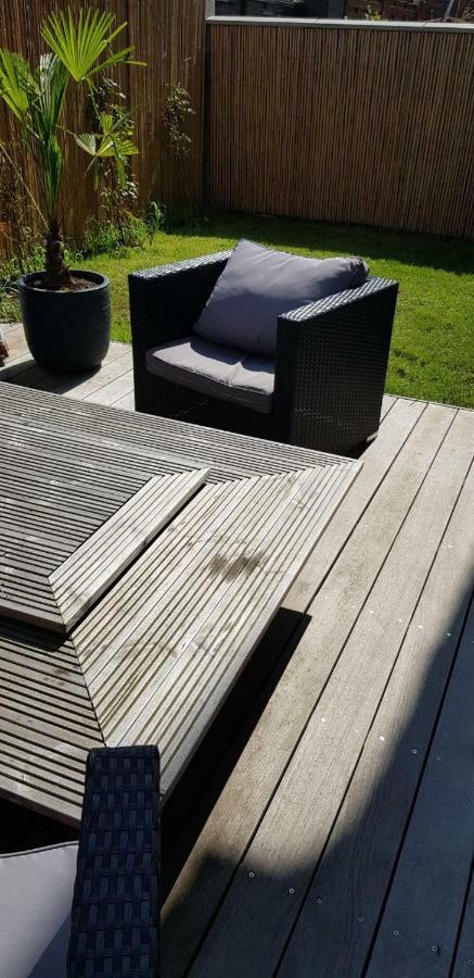 Studio Chic Avec Salon Et Terrasse Privee Apartamento Tourcoing Exterior foto